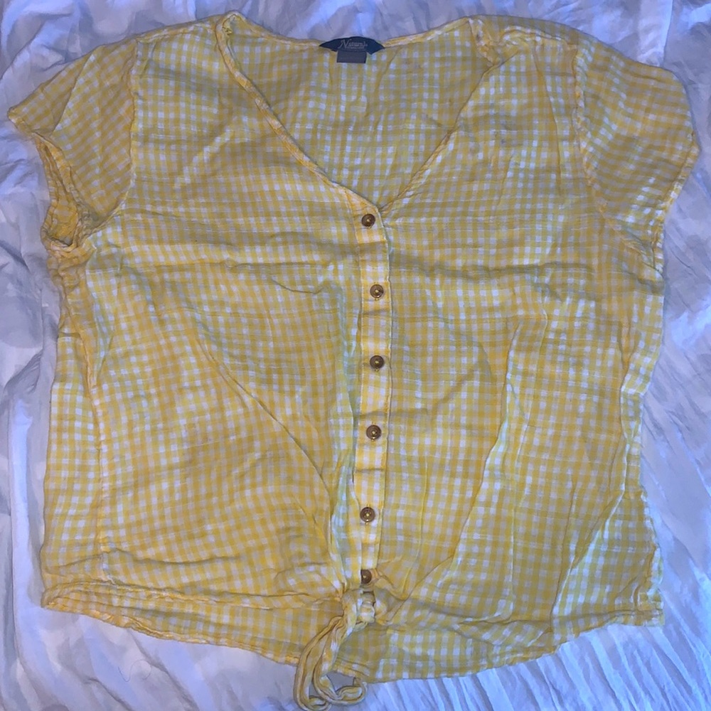 Natural Reflections: Yellow Plaid Button Up Tied T-Shirt! Size : L